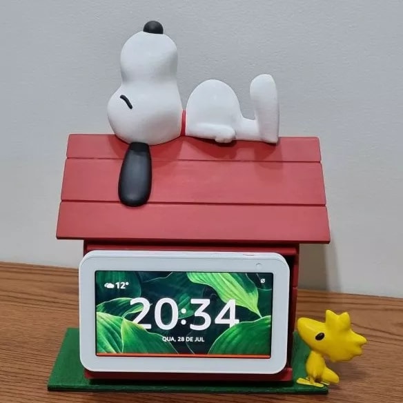 Imagem do Capa Tematica Skin Decorativa Suporte Amazon Alexa Echo Show 5 Snoopy